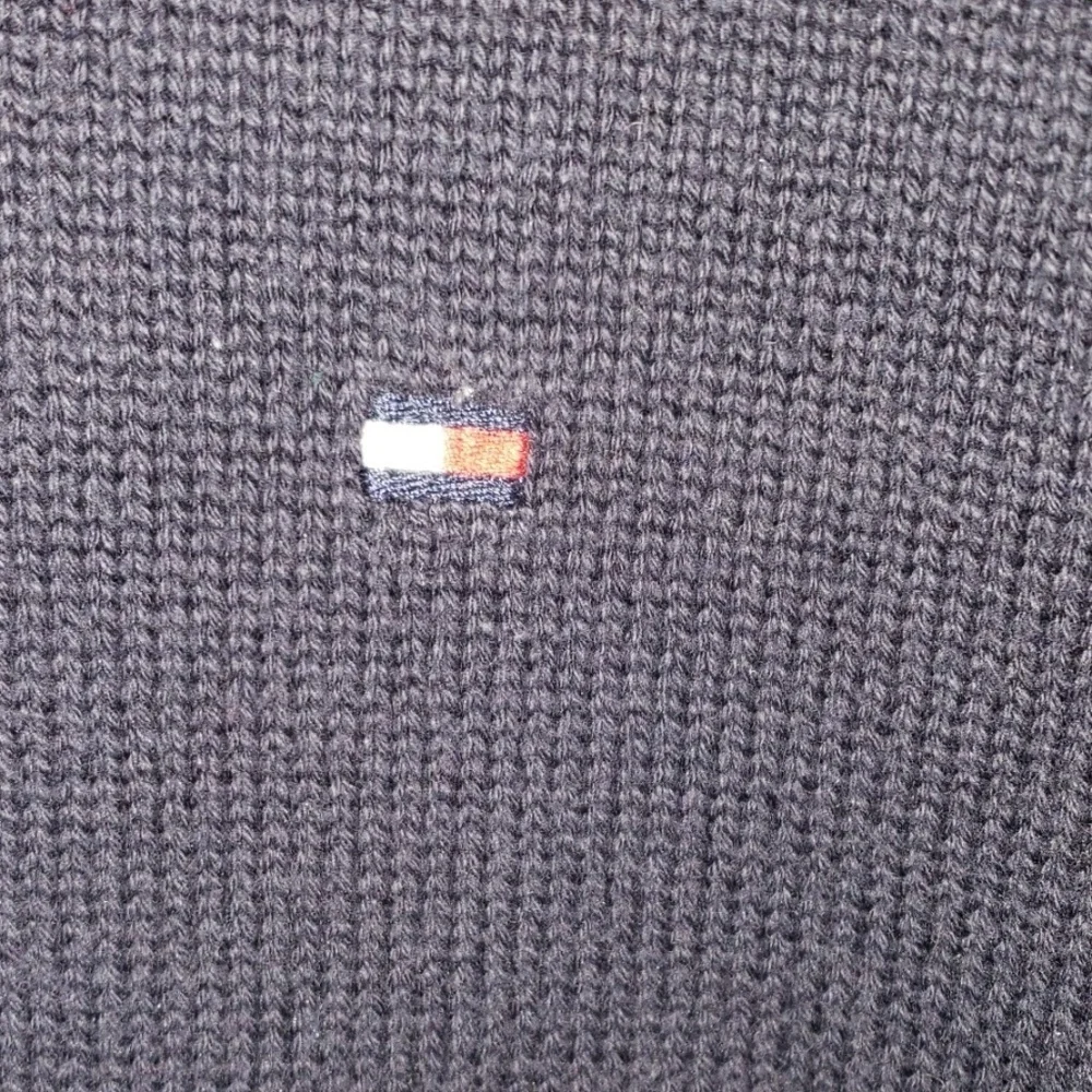 Tommy Hilfiger dark blue sweater